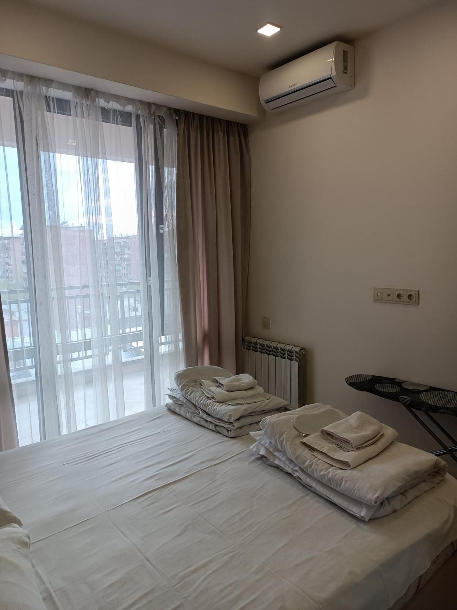Rent Inn Yerevan On Koghbaci Street Buitenkant foto